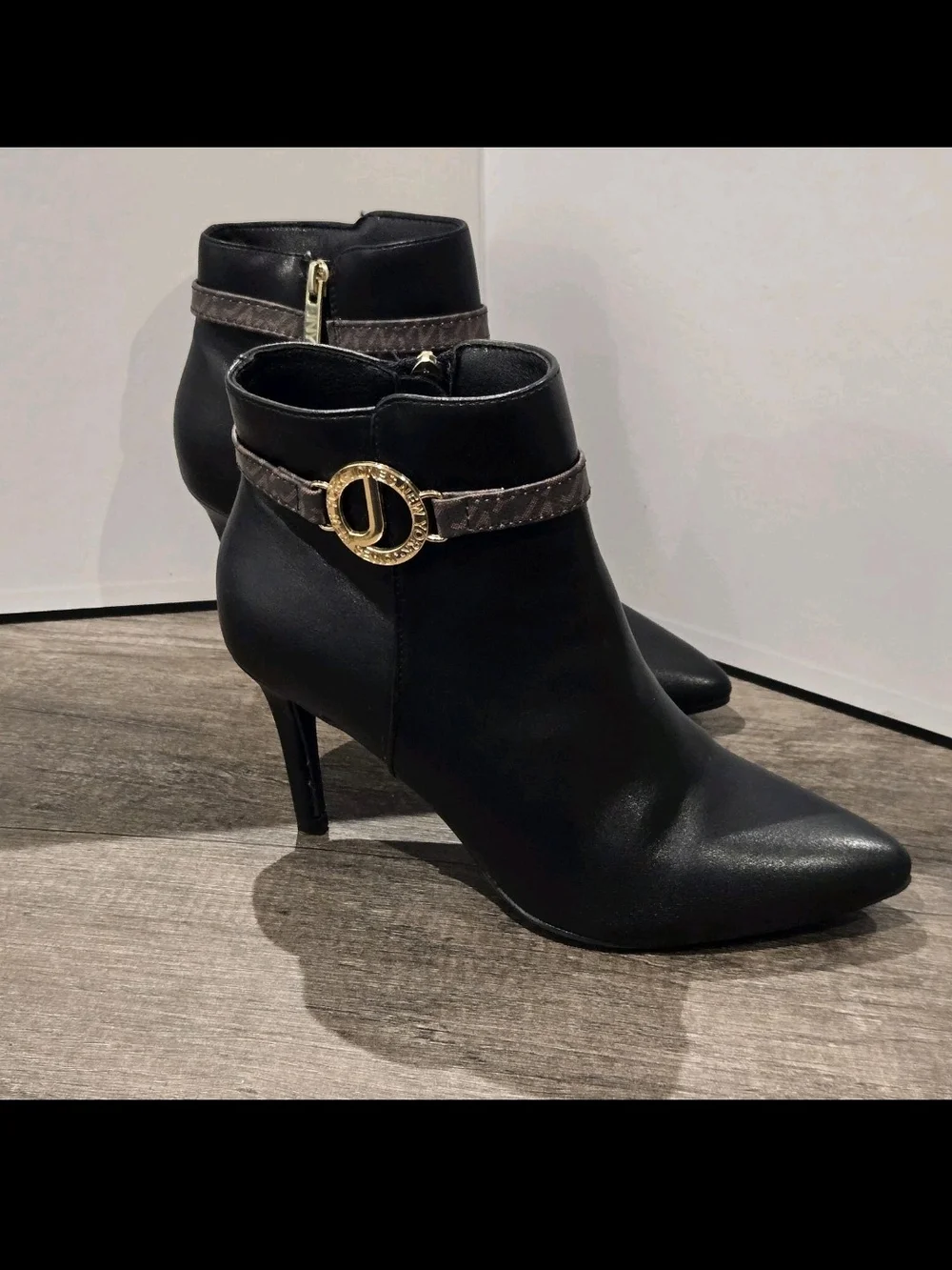 NWOT Jones New York Stiletto Booties Ankle Booties Women's Size 6.5